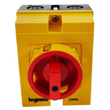 LEGRAND 022600 Tokozott főkapcsoló 3P 25A Ny érintkezővel