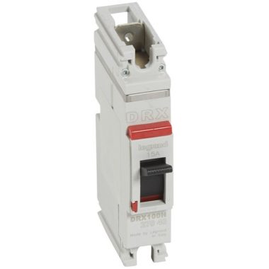 LEGRAND 027040 DRX100 1P 25 kA 15A t.m. compact circuit breaker