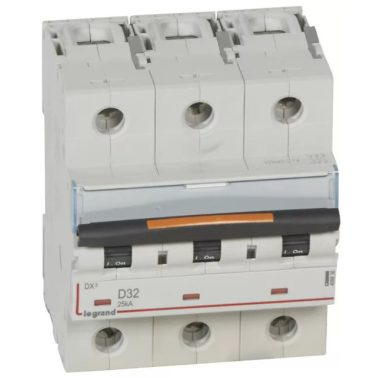 LEGRAND 409836 DX3 circuit breaker 25kA 3P 400V~ D32