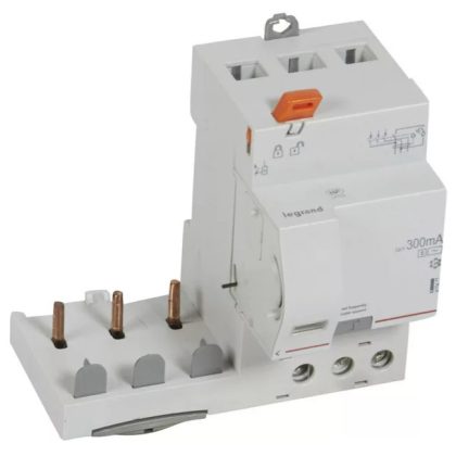 LEGRAND 410477 DX3 protective relay 3P 400V~ AC-S 63A 300mA