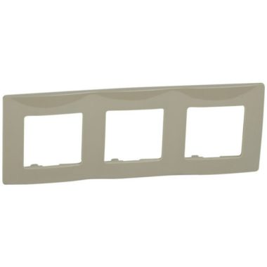 LEGRAND 665033 Niloé 3 is a smoke gray frame