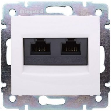 LEGRAND 774247 Valena 2xRJ45 LCS2 Cat6 UTP socket with nails, white