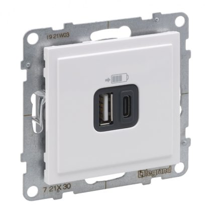   LEGRAND 721130 Suno 2xUSB - A+C csatlakozóaljzat, 3 A - 15 W,  fehér