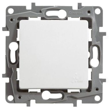 LEGRAND 764514 Niloé váltókapcsoló 10 AX IP44, fehér